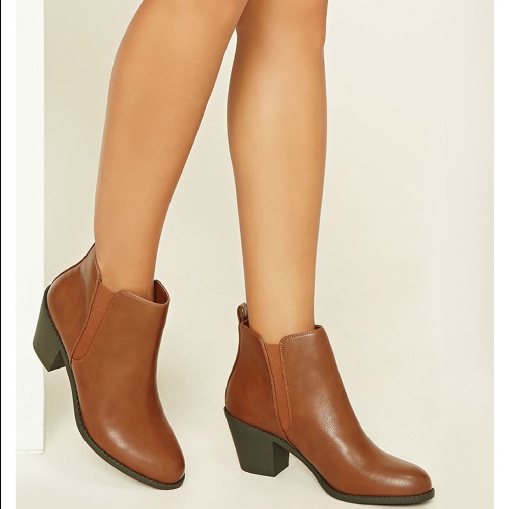 Brand new Faux leather booties F21